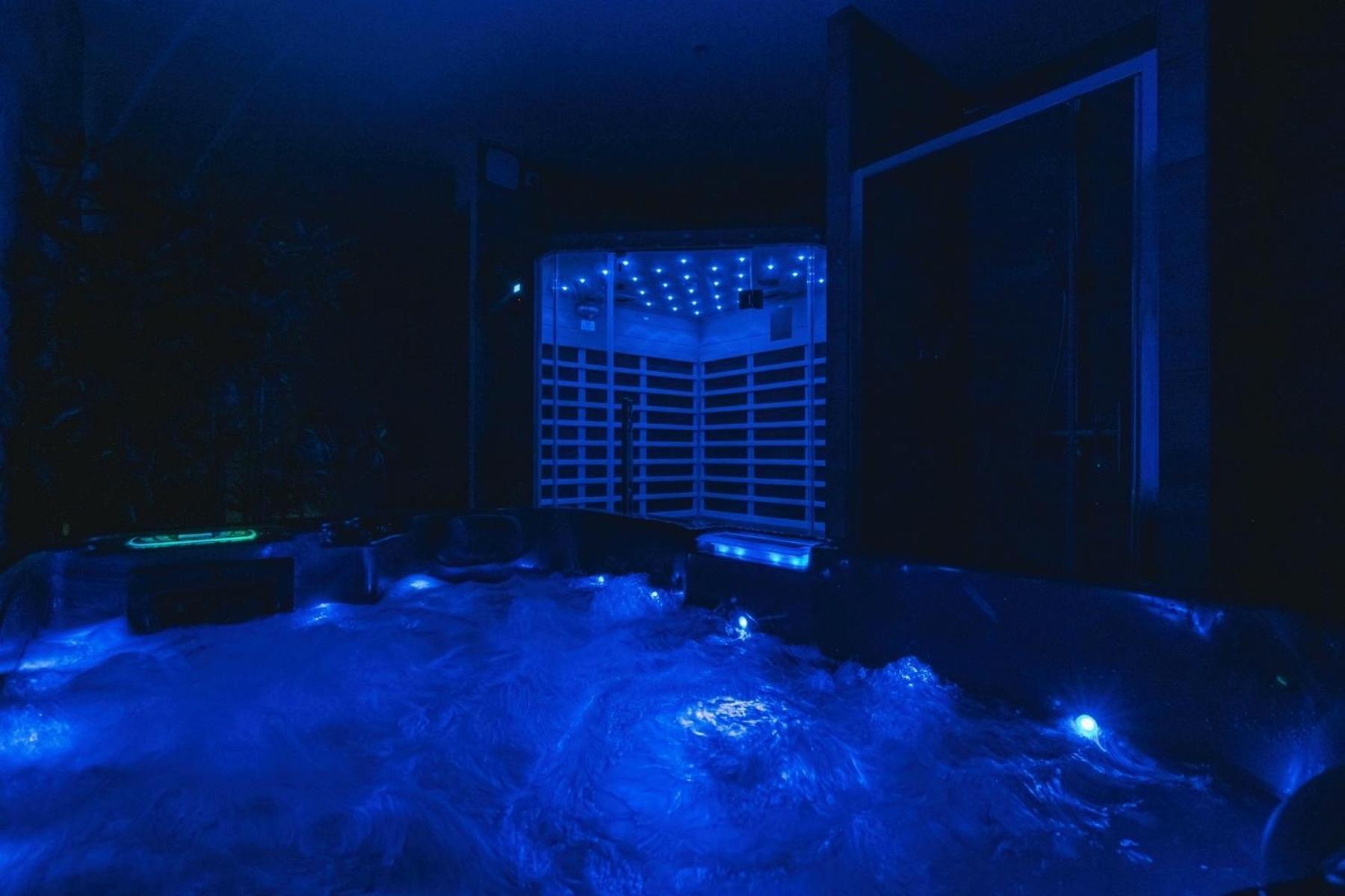 Spa Appartement O Temps Suspendu Reims Centre Sauna Et Jacuzzi Екстериор снимка